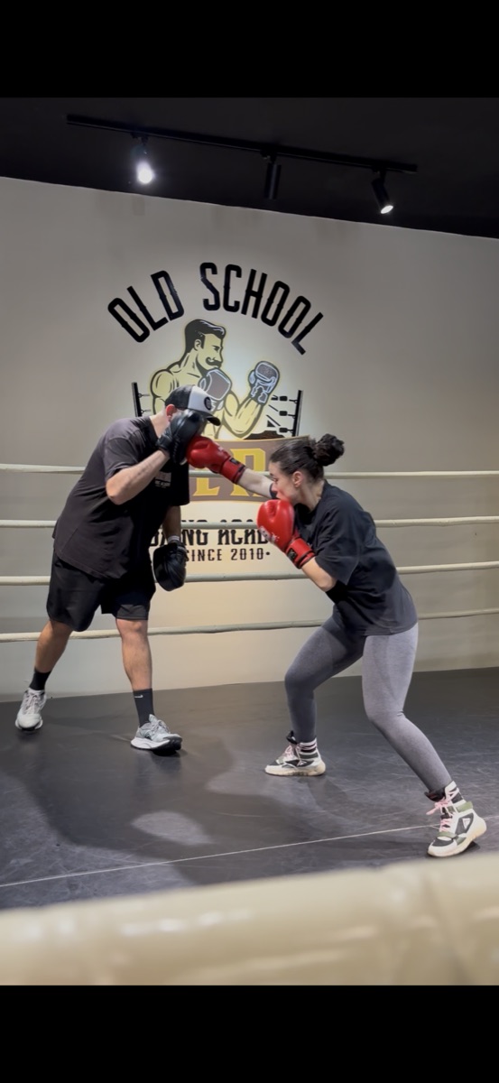 Natalia Moreno entrenando boxeo